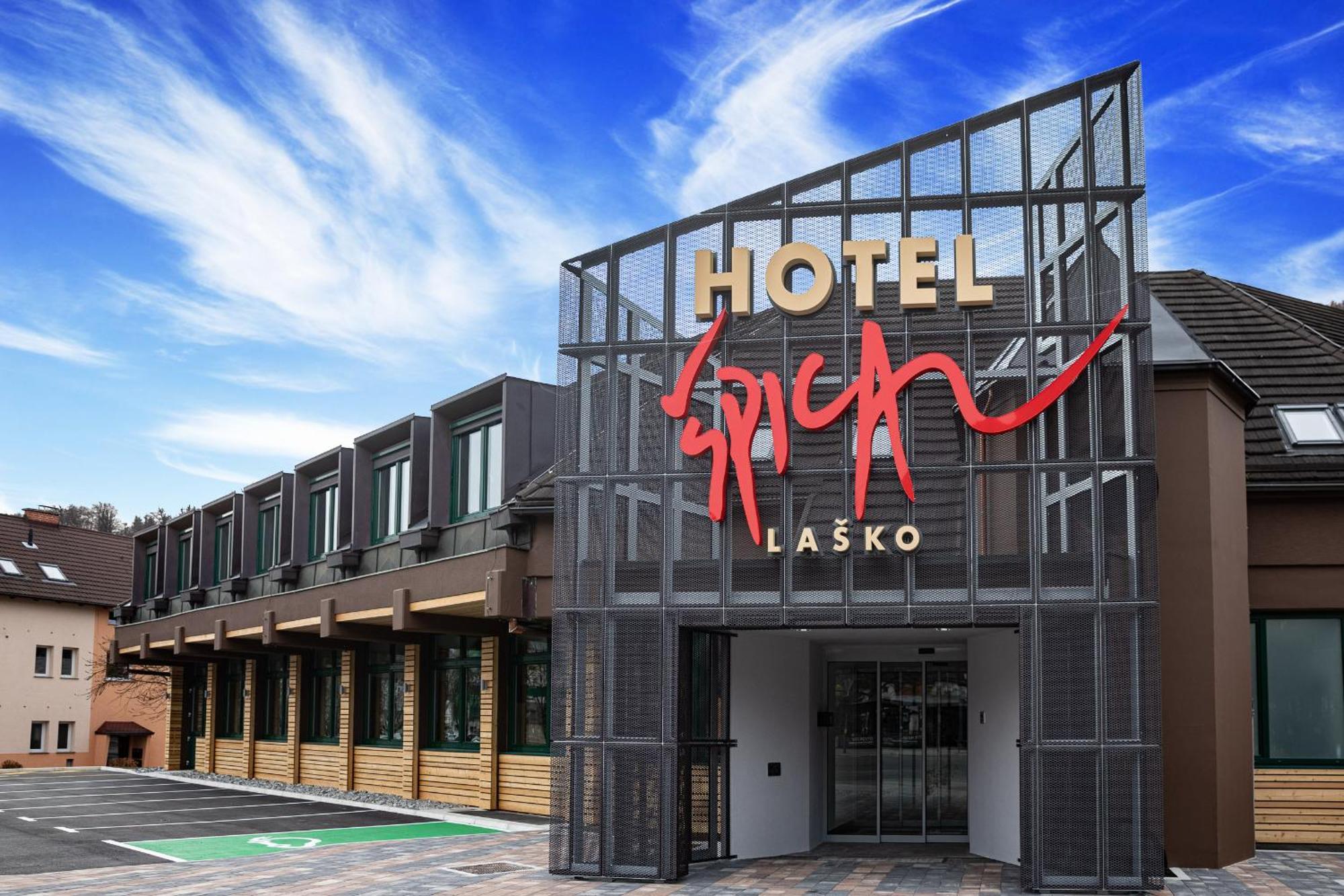 Hotel Spica Lasko Luaran gambar